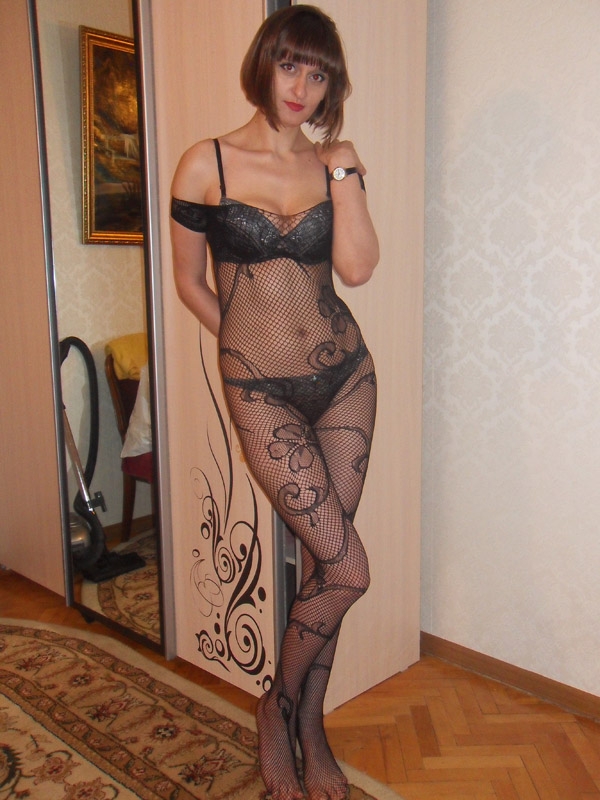 Анкета проститутки Карина - город Виноградное, 27 лет, №25009